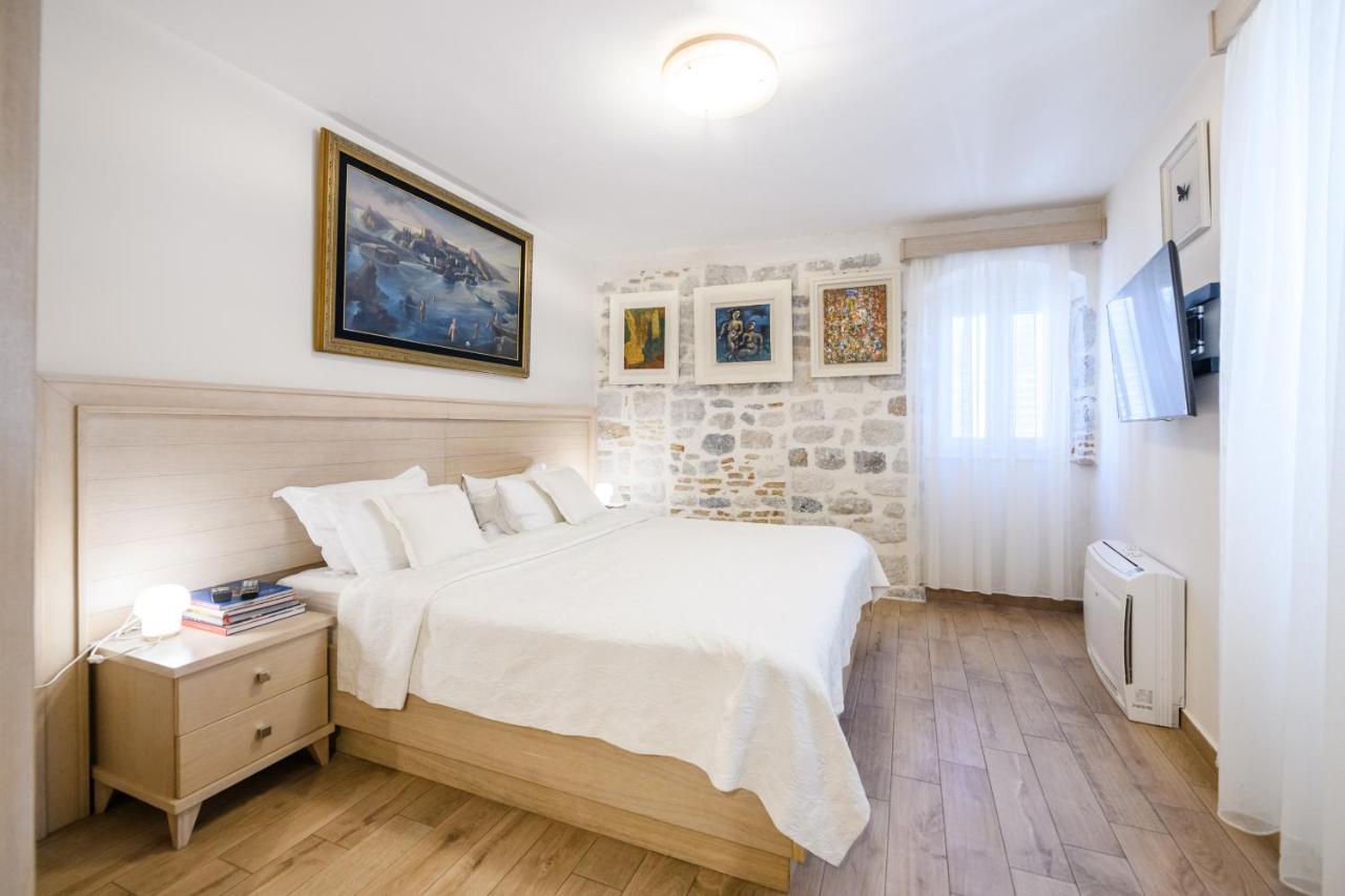Apartmani Art Karampana Kotor Exterior foto
