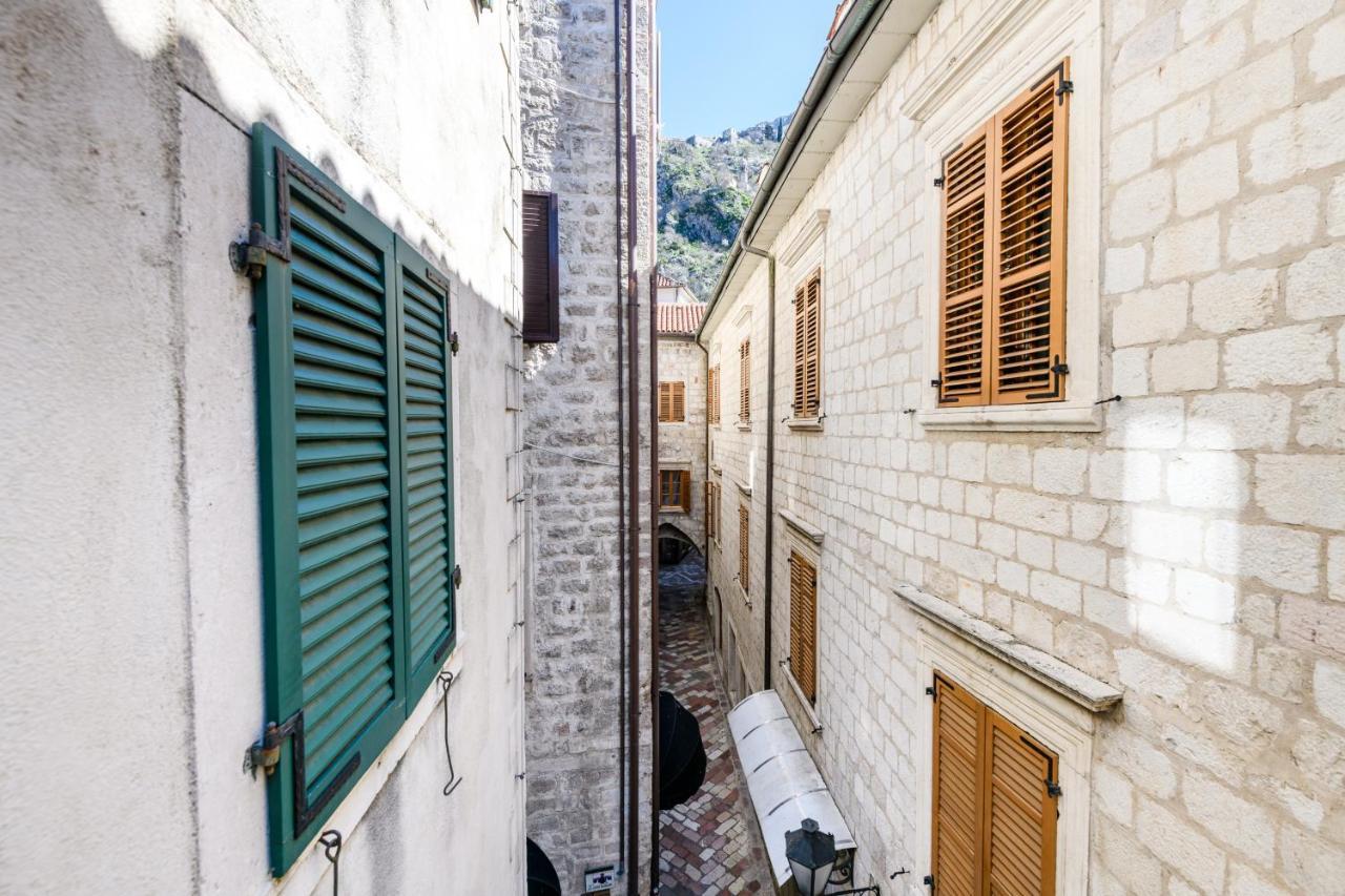 Apartmani Art Karampana Kotor Exterior foto