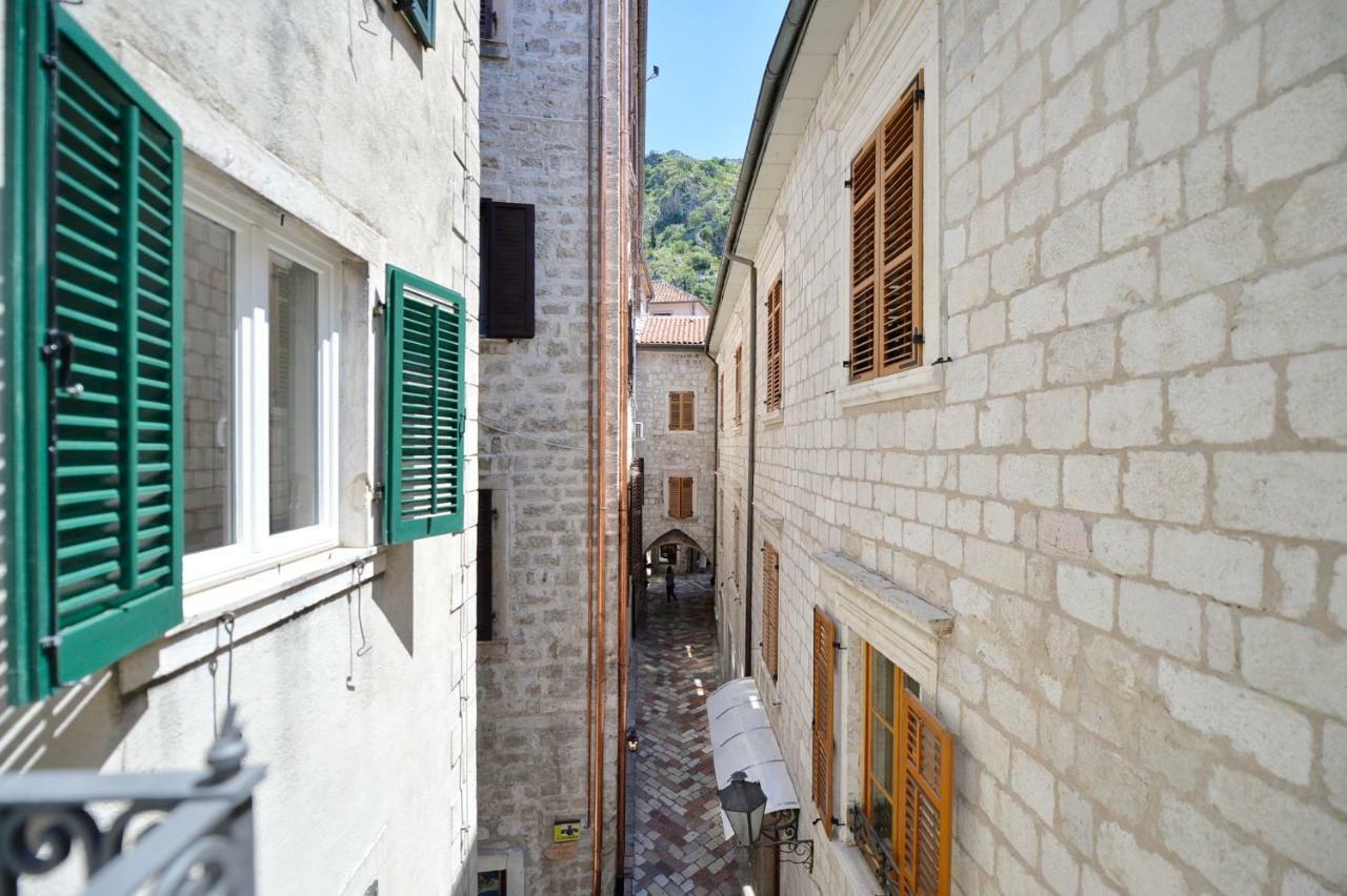 Apartmani Art Karampana Kotor Exterior foto