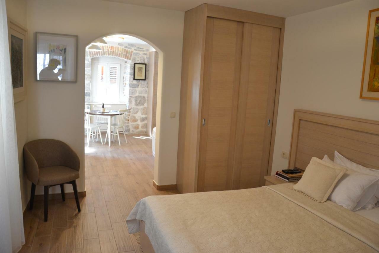 Apartmani Art Karampana Kotor Exterior foto